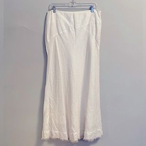 Eddie Bauer White linen bias cut Skirt